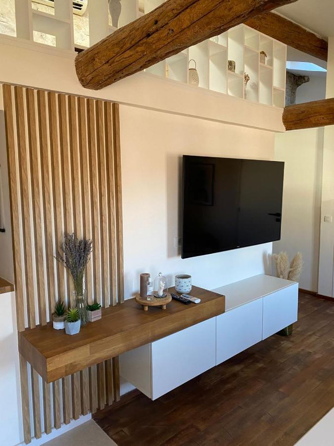 Apartment With Mediterranean Charm In The Heart Of The Provencal Market Antibes Exteriér fotografie