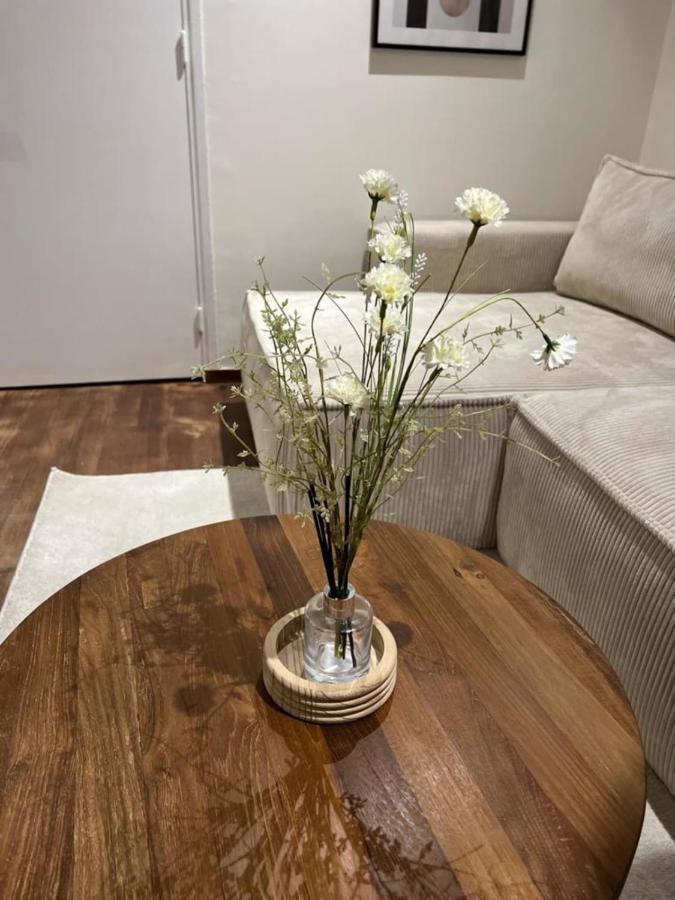 Apartment With Mediterranean Charm In The Heart Of The Provencal Market Antibes Exteriér fotografie